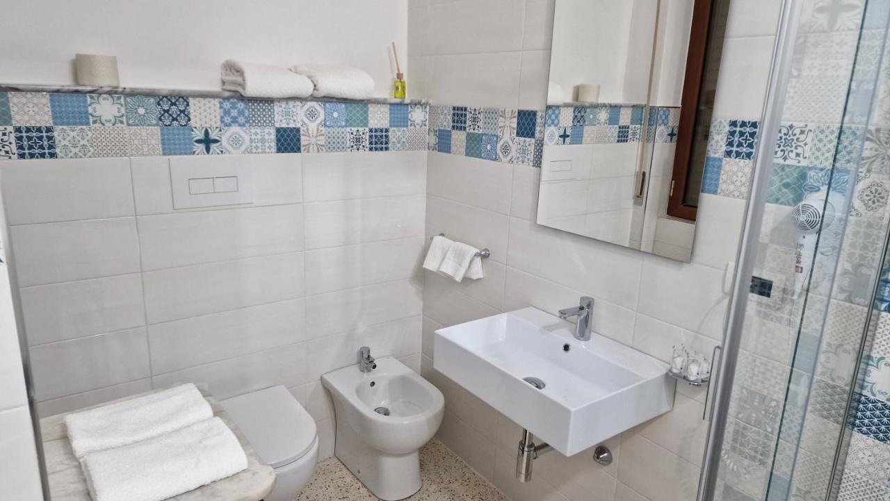 Vittoria Guest House Battipaglia Kültér fotó