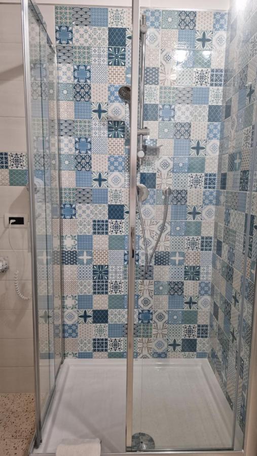 Vittoria Guest House Battipaglia Kültér fotó