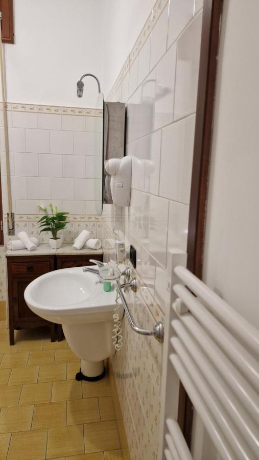 Vittoria Guest House Battipaglia Kültér fotó