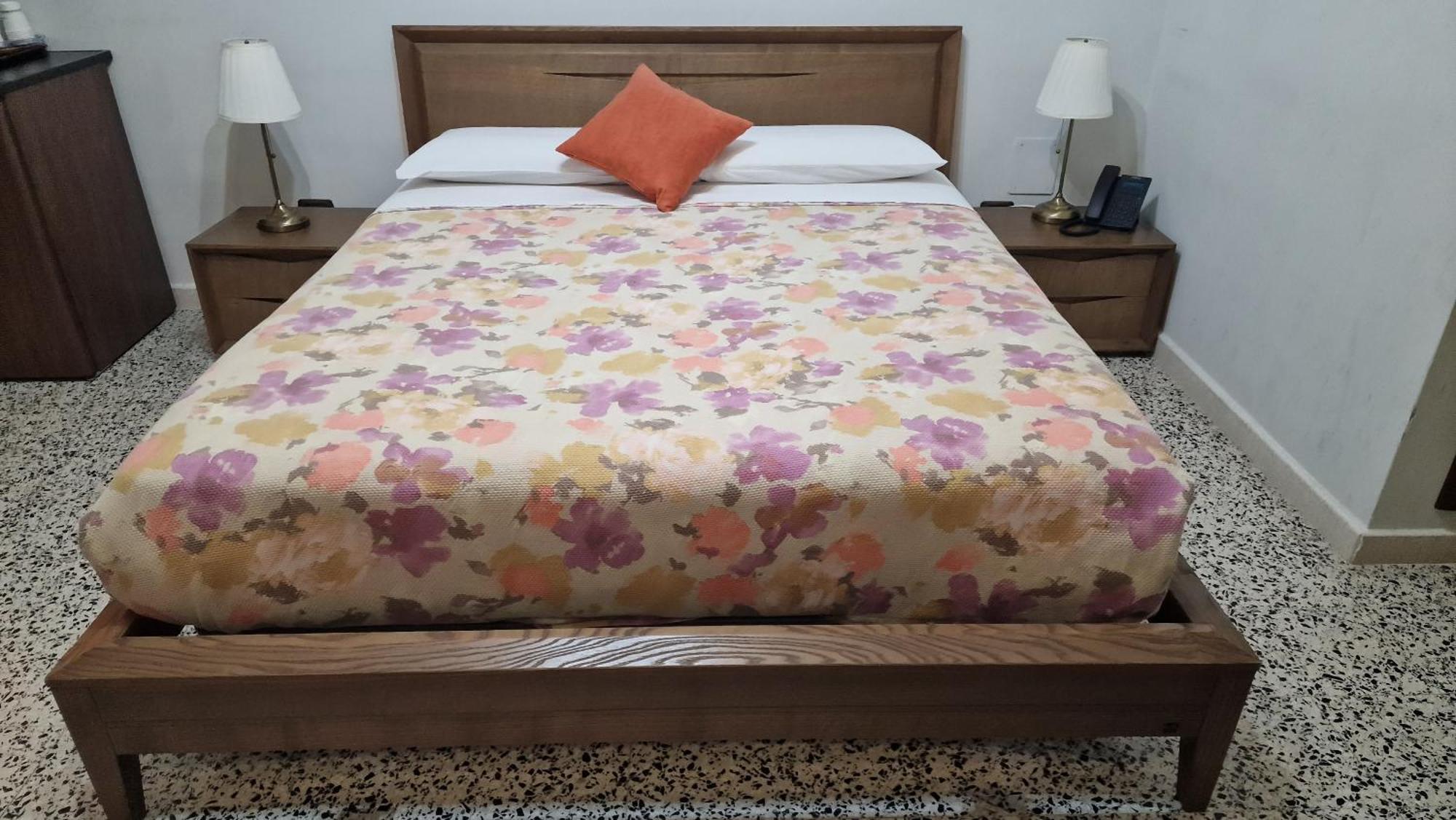 Vittoria Guest House Battipaglia Kültér fotó