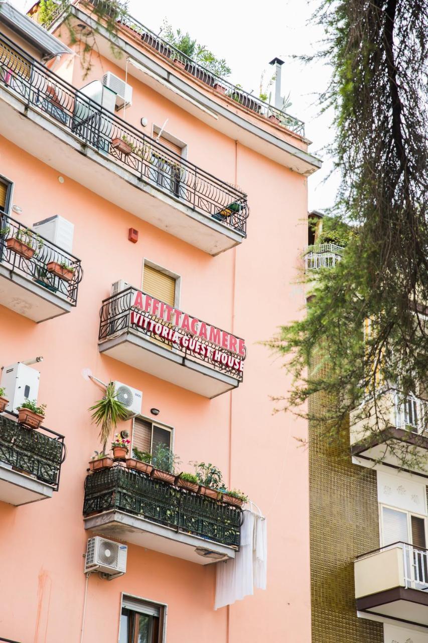 Vittoria Guest House Battipaglia Kültér fotó