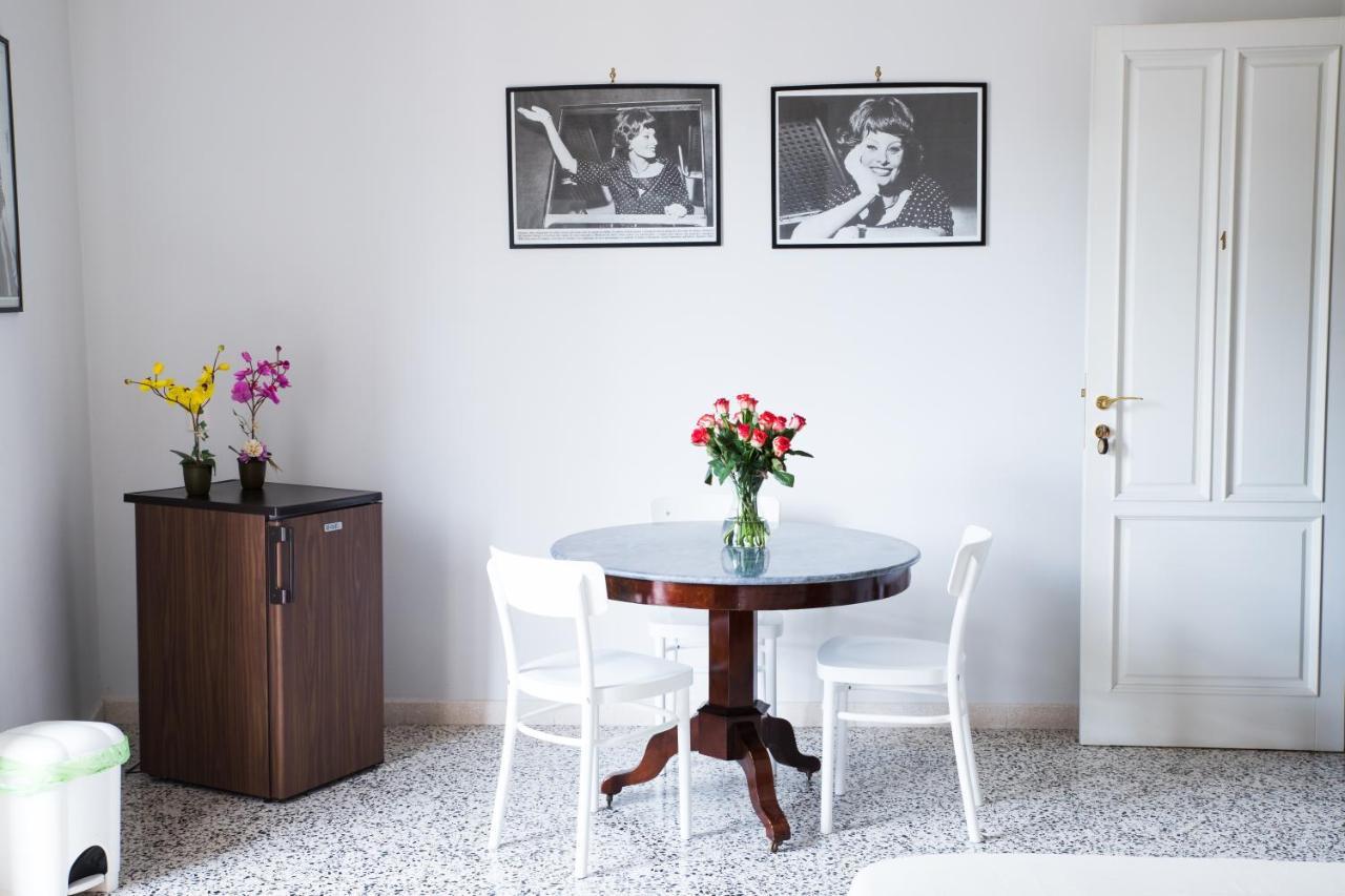 Vittoria Guest House Battipaglia Kültér fotó